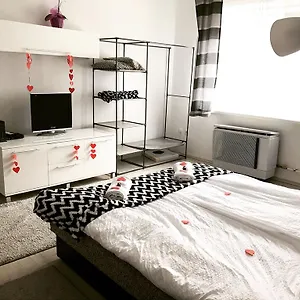 https://mate-gold-apartment.szeged-hotels.com