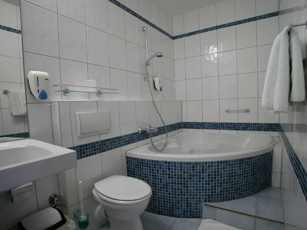 ***  Hotel Luna Budapest Ungarn