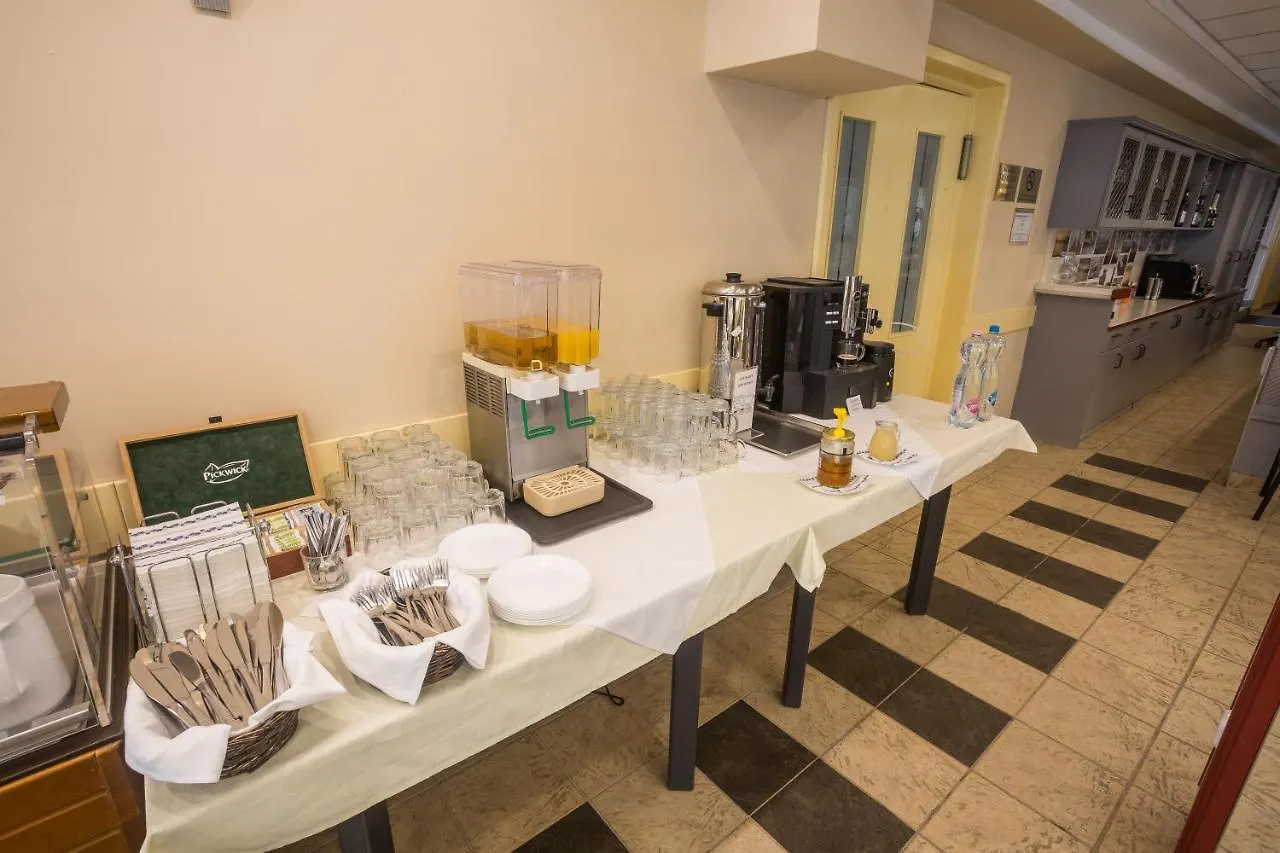 Hotel Luna Budapest 3*,  Hungary